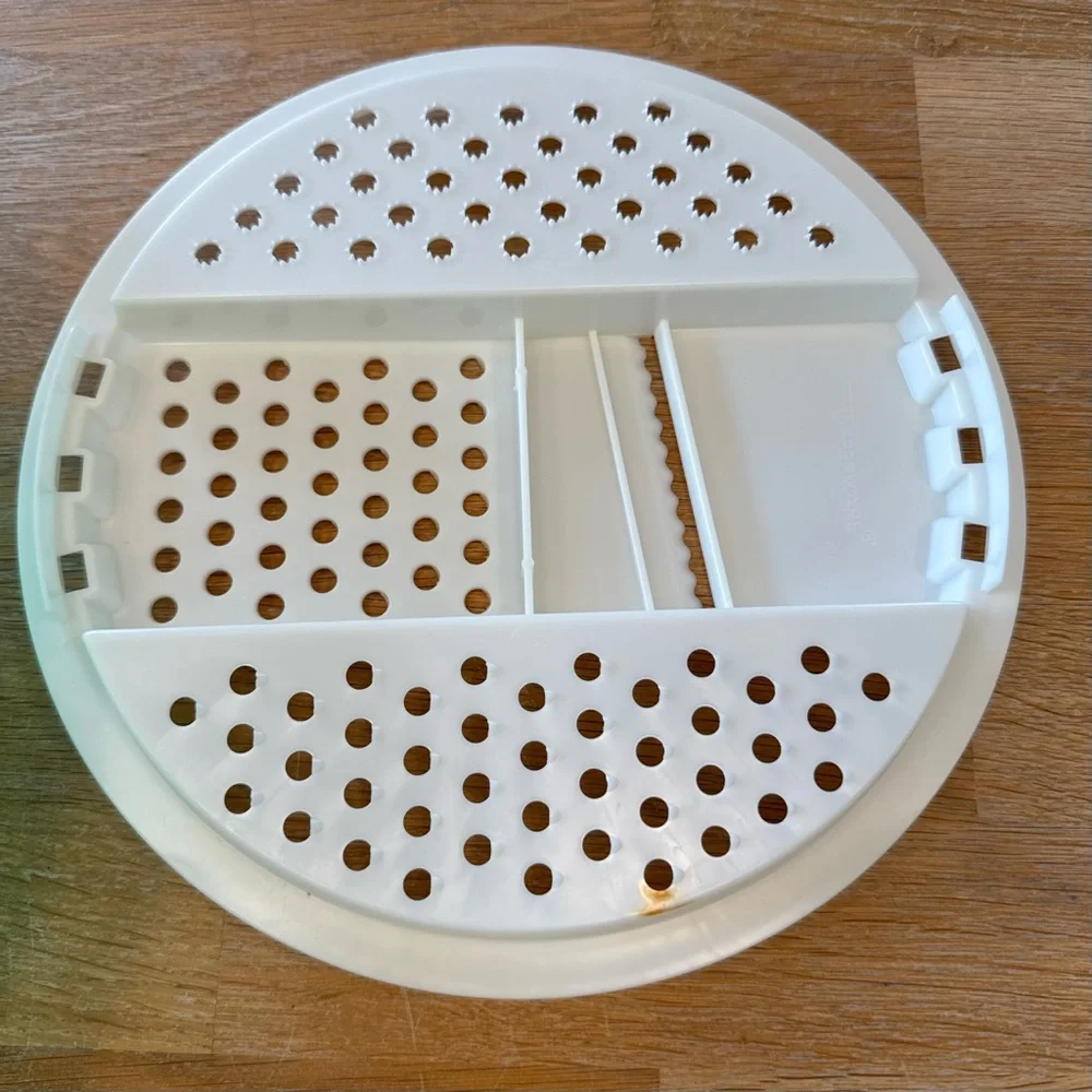 Vintage Tupperware #786 #787 Jadeite Green Grater Bowl Set 1970s Retro Kitchen - Picture 7 of 9